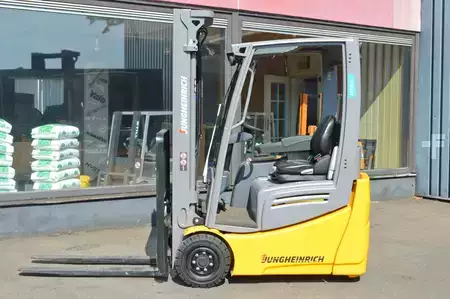 Elektro 3 Rad 2019  Jungheinrich EFG 215 (2)