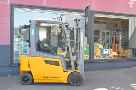 Eléctrico - 4 rodas 2017  Jungheinrich EFG 320 (4)