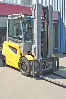 Elektryczne 4-kołowe 2017  Jungheinrich EFG 540ks (5)