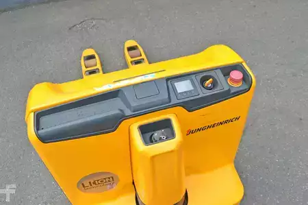 Niederhubwagen 2020  Jungheinrich EJE 114 (6)
