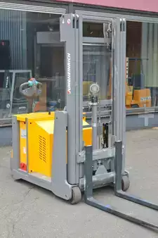 Hochhubwagen 2020  Jungheinrich EJG 112 (5)