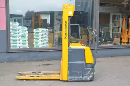 Hochhubwagen 2015  Jungheinrich EJC 214 Batterie Bj 2021 (2)