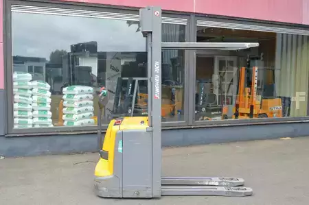Hochhubwagen 2020  Jungheinrich EJC 112z (3)