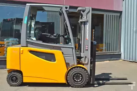 Elektro 4 Rad 2017  Jungheinrich EFG 430 (1)