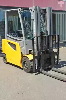 Elektro 4 Rad 2017  Jungheinrich EFG 430 (5)