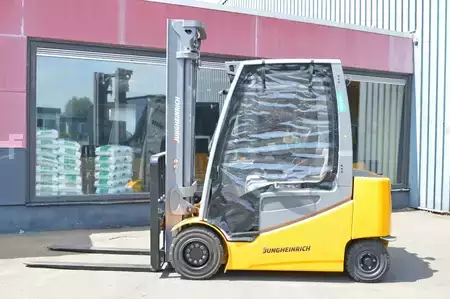 Elektro 4 Rad 2020  Jungheinrich EFG 430s TOP (2)