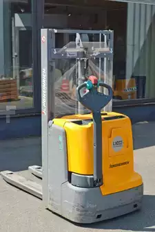 Hochhubwagen 2018  Jungheinrich EJC 110 (5)