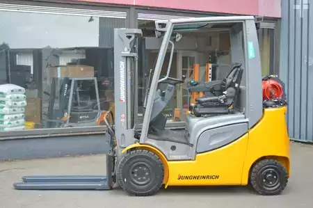 Wózki gazowe 2020  Jungheinrich TFG 316s (2)