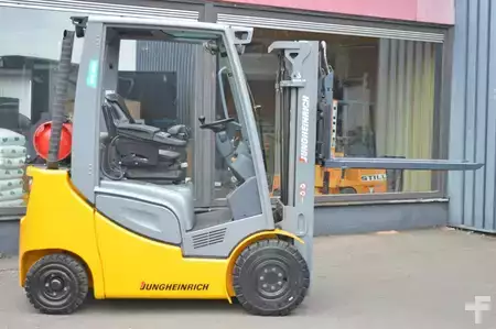 Wózki gazowe 2020  Jungheinrich TFG 316s (5)