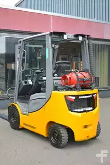 Wózki gazowe 2020  Jungheinrich TFG 316s (8)