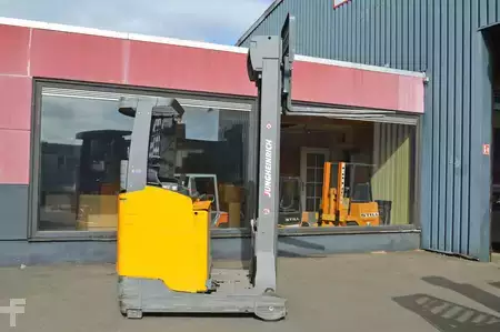 Chariots à mât rétractable 2016  Jungheinrich ETV 214 (4)