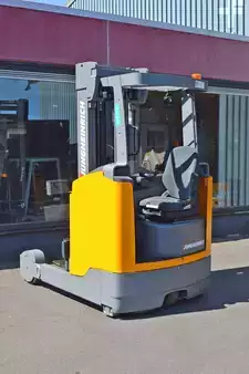 Schubmaststapler 2019  Jungheinrich ETV 320 (5)