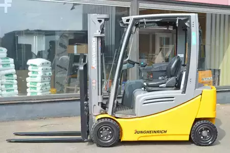El truck - 4 hjulet 2020  Jungheinrich EFG 316 (2)