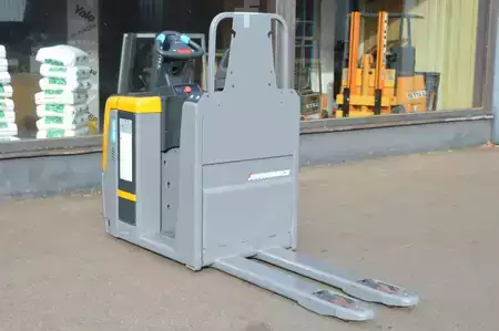 Horisontaalinen ordreplukker 2020  Jungheinrich ECE 220 Batterie Bj. 2023 (4)