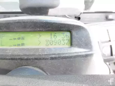 Empilhador diesel 2013  Yale GDP 20 SVX V2425 (3)