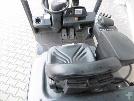 Gas truck 2015  Jungheinrich TFG 316s (5)