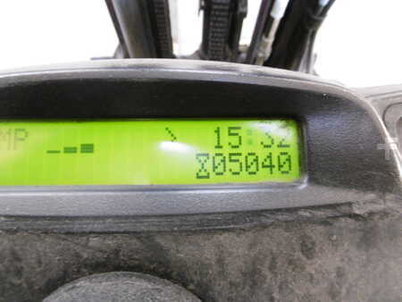 LPG VZV 2012  Yale GLP 20 SVX (3)