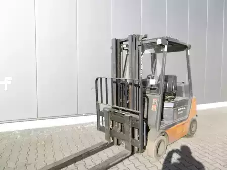 Treibgasstapler 2004  Still R 70-20 G (7)