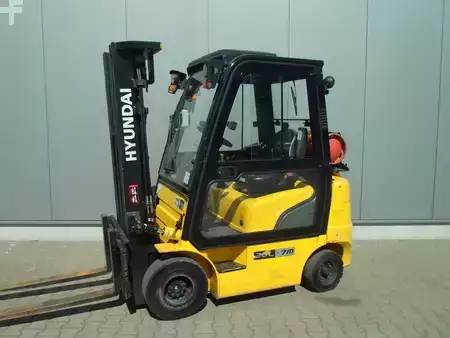 Treibgasstapler 2017  Hyundai 20L-7M (1)