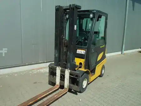 LPG heftrucks 2008  Yale GLP 20 SVX E2175 (7)