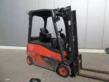 Chariots électriques à 4 roues 2015  Linde E 16 PH-02 / 386 (2)