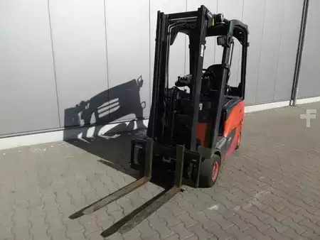 Chariots électriques à 4 roues 2015  Linde E 16 PH-02 / 386 (8)