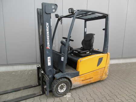 Electric - 3 wheels 2004  Jungheinrich EFG 216 MP-310ZZ (1)