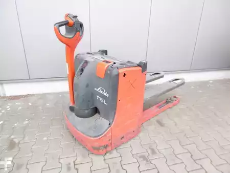 Wózki niskiego podnoszenia 2012  Linde T 16 L (2)