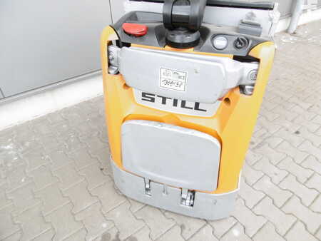 Electric Pallet Trucks 2014  Still EXU-SF20 (6)