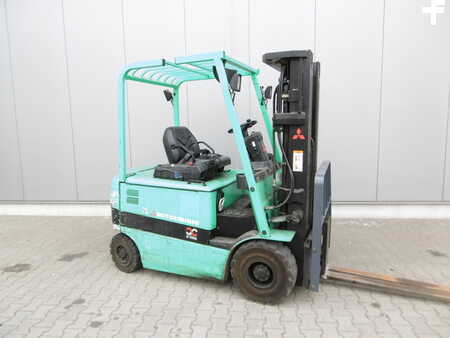 Carrelli elettrici 4 ruote 2004  Mitsubishi FB 25 K - PAC (1)