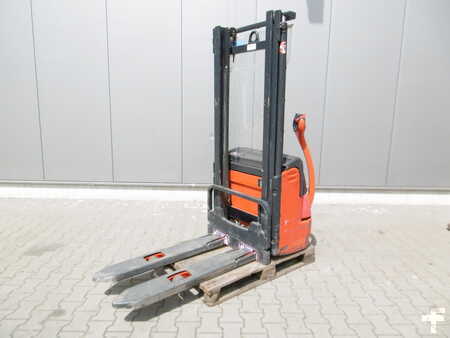 Hochhubwagen 2006  Linde L 12 (1)