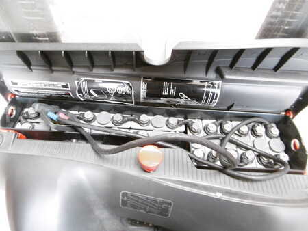 Hochhubwagen 2006  Linde L 12 (5)