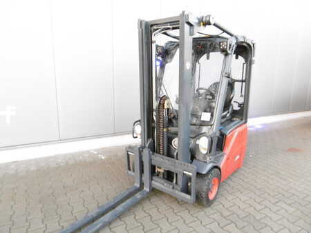 Elektryczne 3-kołowe 2012  Linde E 12 - 01 (8)