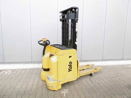 Ruční vysokozdvižný vozík 2012  Yale MS 16 AC (2)