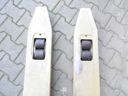 Ruční vysokozdvižný vozík 2012  Yale MS 16 AC (4)