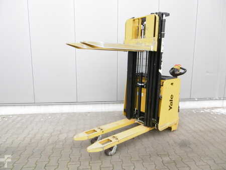 Ruční vysokozdvižný vozík 2012  Yale MS 16 AC (6)