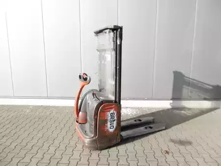 Hochhubwagen 1997  Linde L 12 (2)