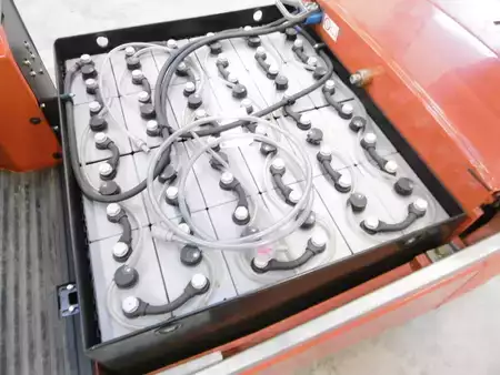 El truck - 3 hjulet 2006  BT C3E200 (7)