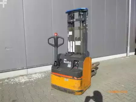 Magasemelésű béka 2000  Still EGV 16 (8)