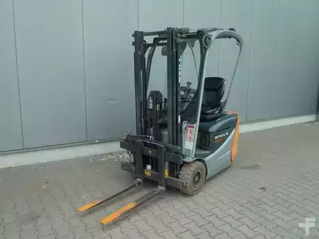 3-wiel elektrische heftrucks 2010  Still RX 50-13 (8)