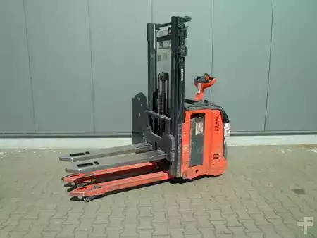 Ruční vysokozdvižný vozík 2016  Linde D 12 AP (1)