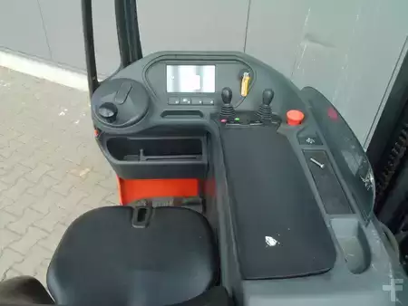 Schubmaststapler 2019  Linde R 16 HD (5)