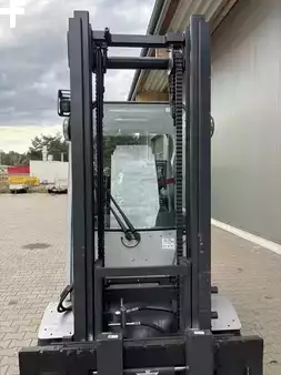 Carrelli elettrici 4 ruote 2022  Still RX 60-40 (6)