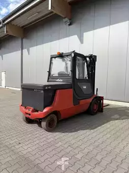 Elektro čtyřkolový VZV 2007  Linde E 48 P (3)