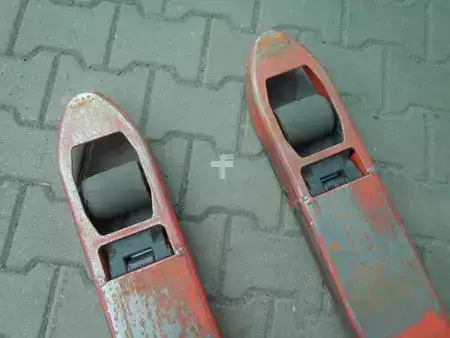 Niederhubwagen 2020  Linde T 16 (5)
