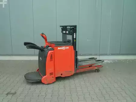 Hochhubwagen 2019  Linde D 14 AP (2)
