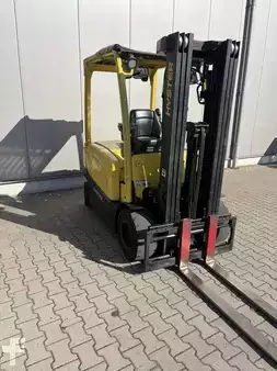 El truck - 4 hjulet 2015  Hyster J2.5XN (1)