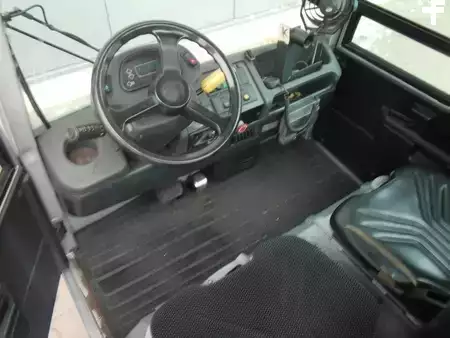 Schlepper 2011  Still R 07-25 (7)