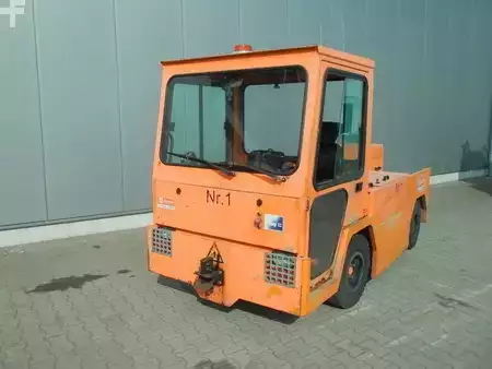 Schlepper 2010  VOLK EFZ40N (3)