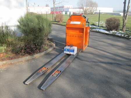 Horizontální vychystávací vozík 2017 Doosan LEKF 20 (2)